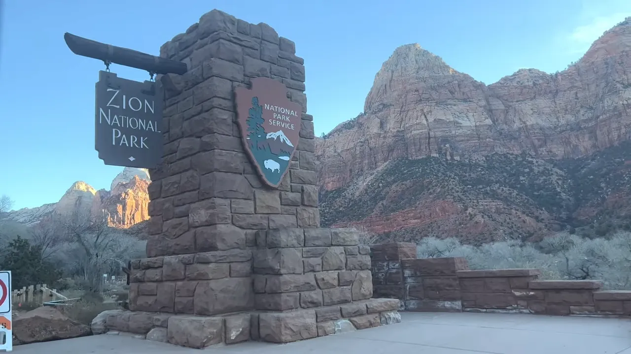 Is Zion National Park open on Christmas day