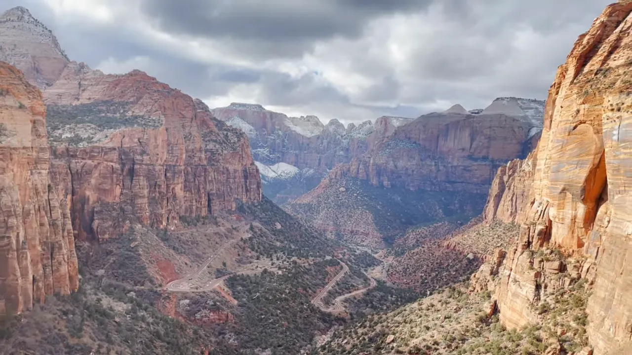 Is_Zion_National_Park_open_on_Christmas_day_ zion national park photos